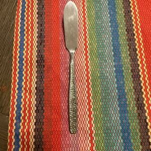 Rogers Cutlery Co IS Floral Master Butter Knife Vintage Flatware